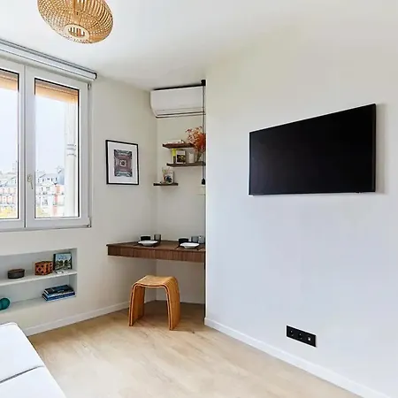 A Paris, Pres De L'arc De Triomphe París