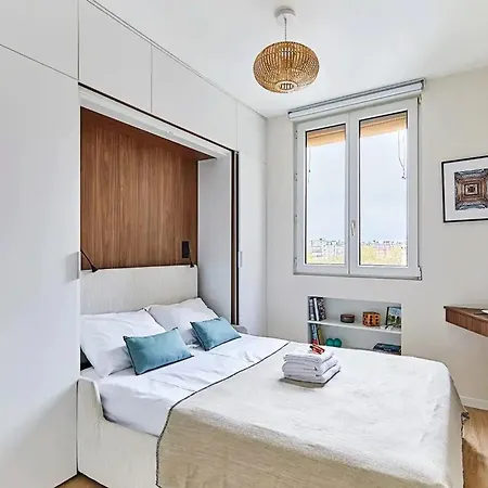 A Paris, Pres De L'arc De Triomphe París