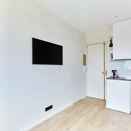 A Paris, Pres De L'arc De Triomphe Apartmán